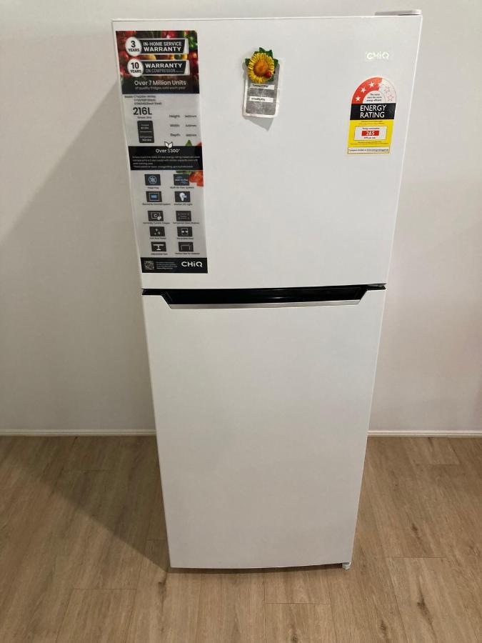 Large Studio Unit Close To Theme Parks Gold Coast Esterno foto